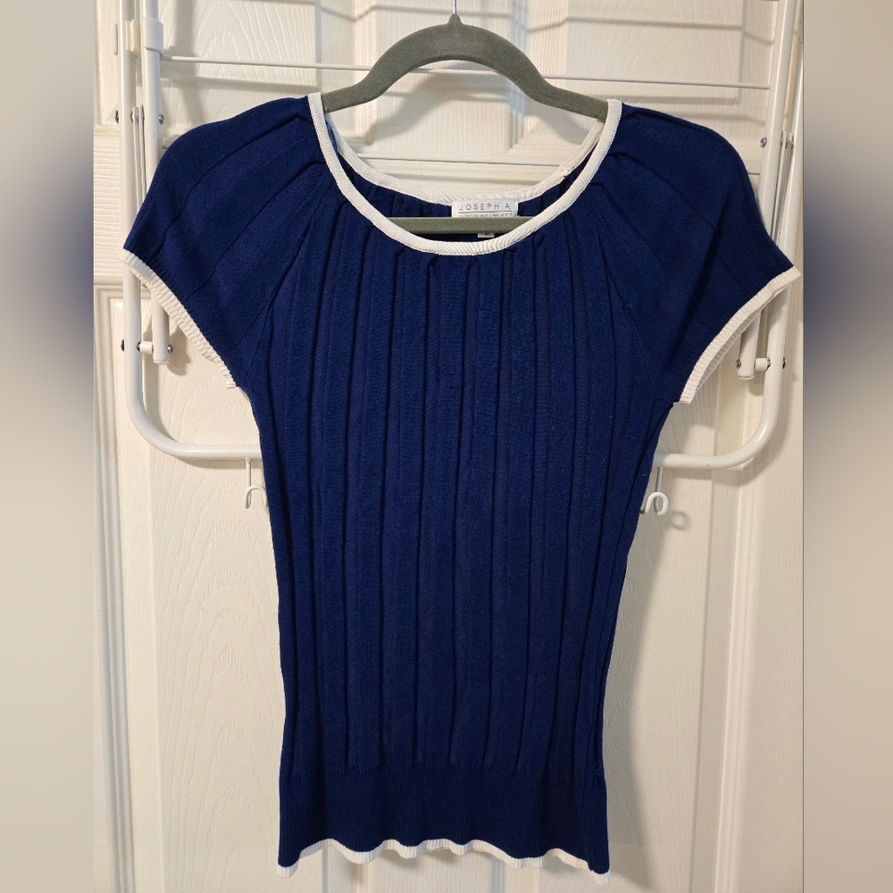 Joseph A Knit Top, Navy with White Trim, Size Small